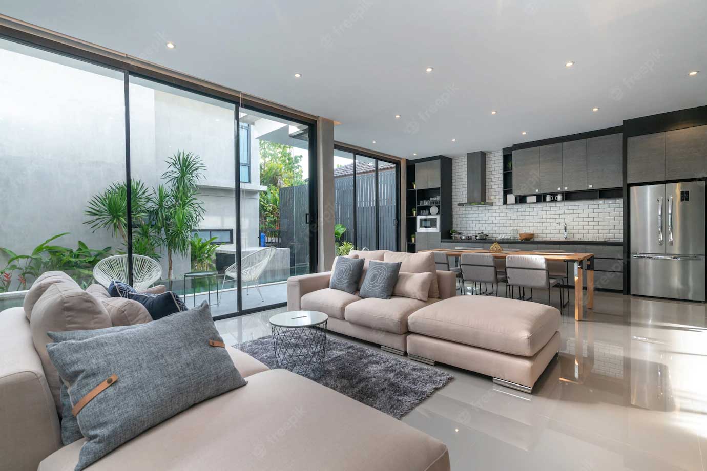 MAIA Cunningham Road - premium high-rise apartments in central Bangalore